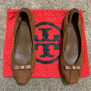Tory Burch Ally Soho Lux Suede Ballet Flat Bows Light Brown Almond Size 9 w/ Bag